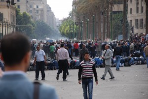 Fredliga protester mot det styrande militärrådet i Kairo 2011. © Sebastian van Baalen